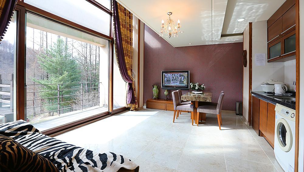 Hugel Heim Pension Pyeongchang Exterior foto